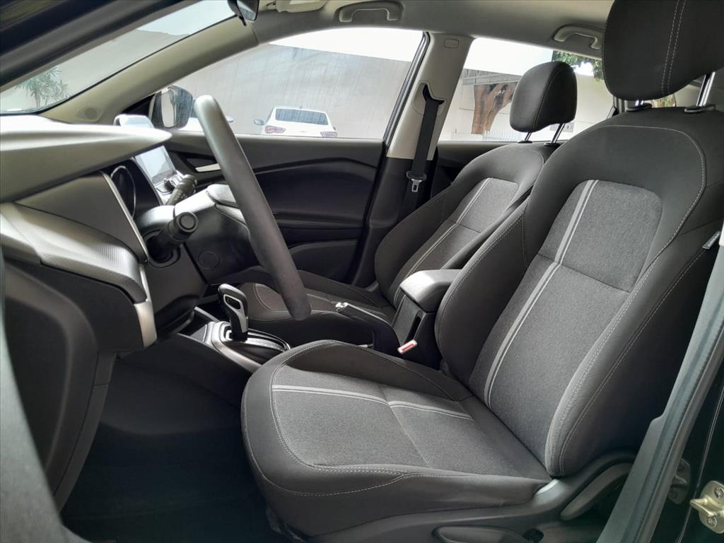 CHEVROLET         TRACKER