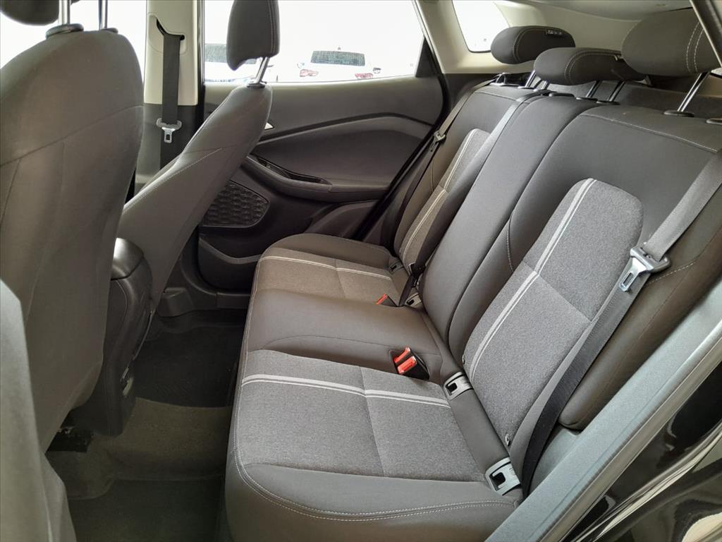 CHEVROLET         TRACKER