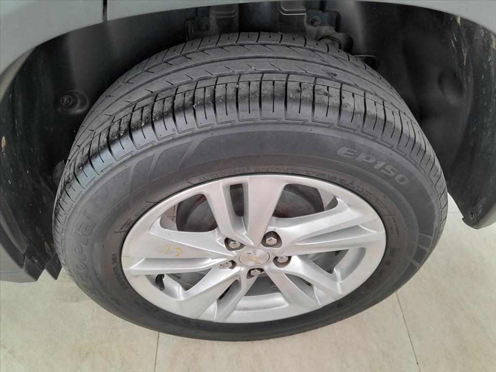 CHEVROLET         TRACKER