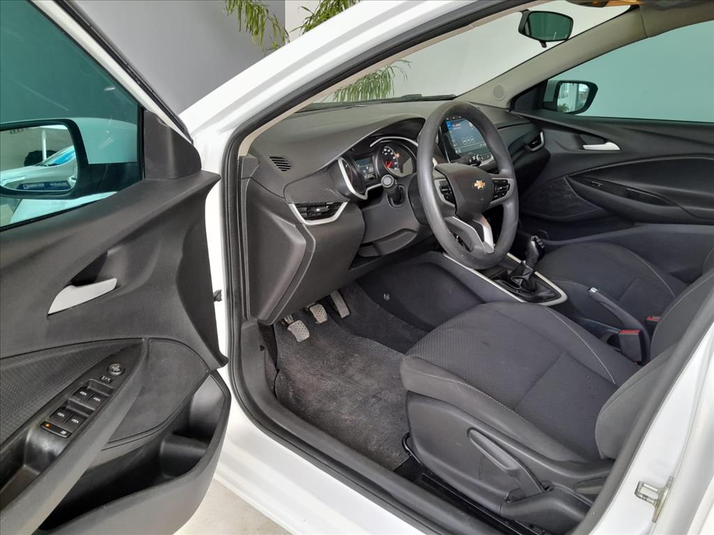 CHEVROLET         ONIX