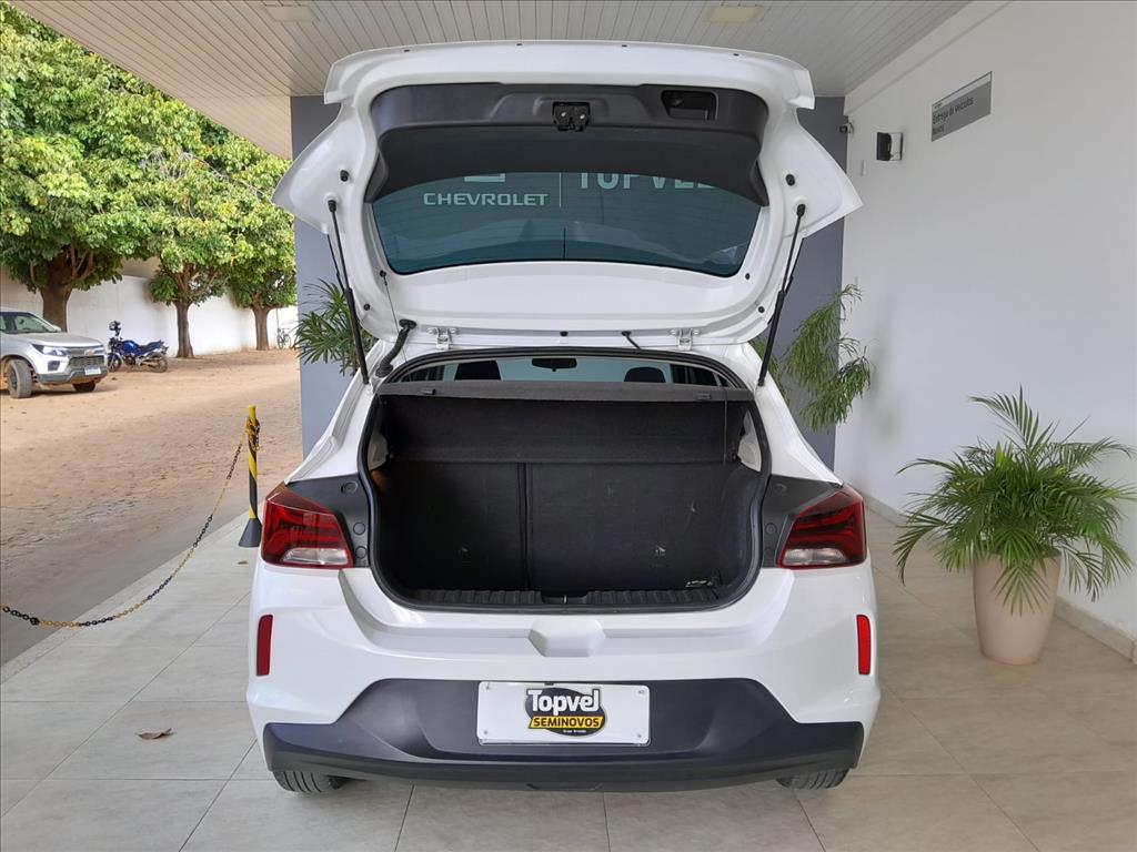 CHEVROLET         ONIX