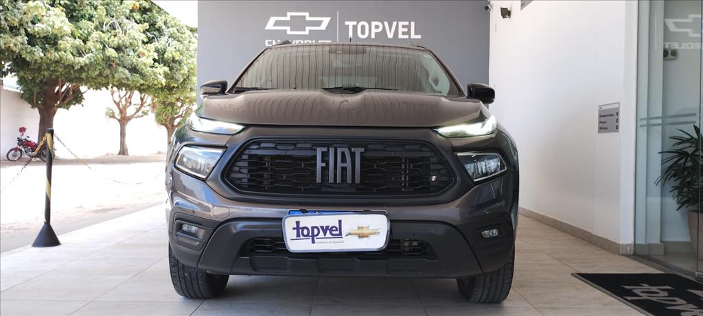 FIAT         TORO