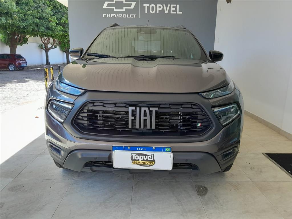 FIAT         TORO